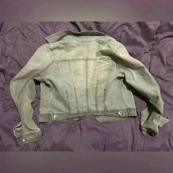 DKNY distressed  denim jacket grey / faded black with blinged collar medium - Picture 3 of 4